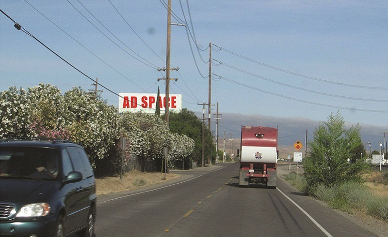 Sign Advertising for Billboards and Wallscapes in Tracy, California