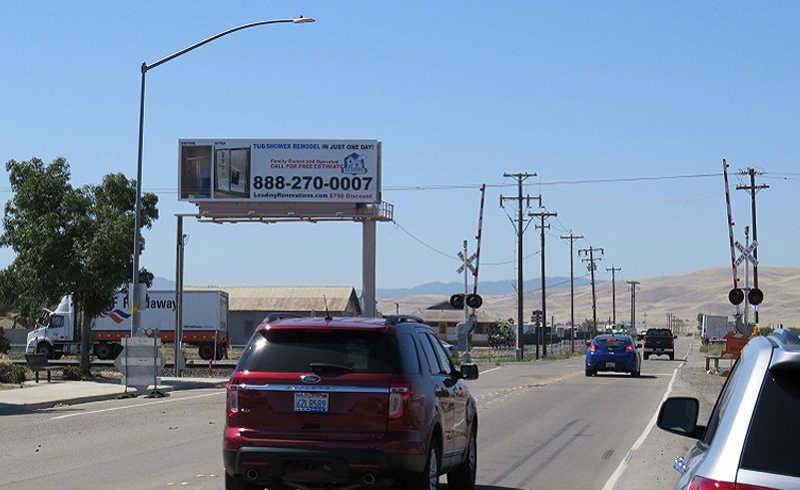 Advertising Signs for Billboards and Wallscapes inTracy,CA